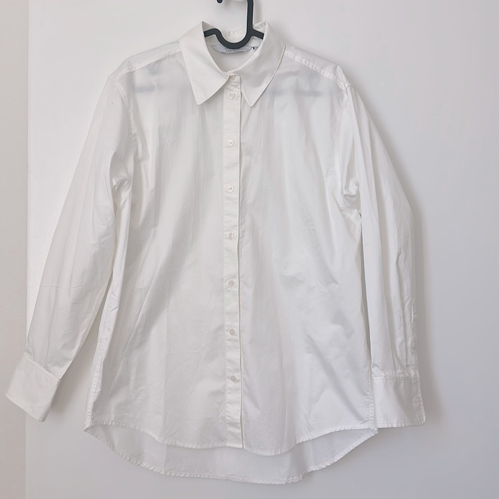 & other stories woman shirt size 4